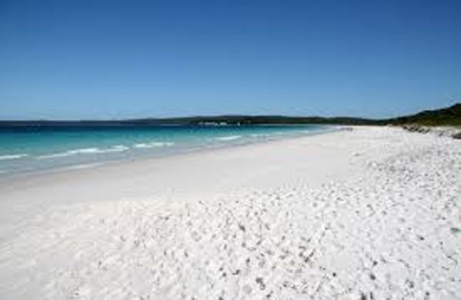  شاطئ هيام الأبيض