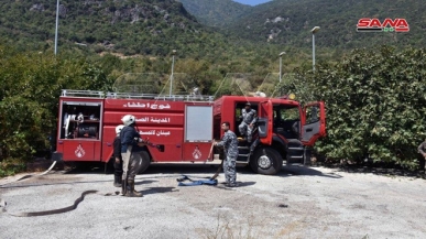 لليوم الثالث.. فرق الإطفاء والدفاع المدني تواصل جهودها في مجابهة النيران والعمل على تطويق الحرائق في أحراج الجبال الغربية المطلة على سهل الغاب بريف حماة الغربي ومنعها من التمدد.