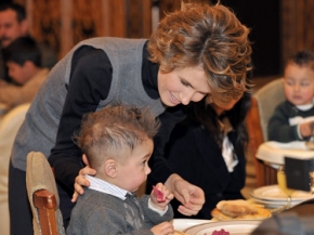 السيدة اسماء الأسد في عيد الأم