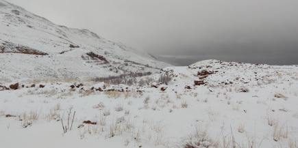 الثلوج تغطي جبال بلودان في سورية