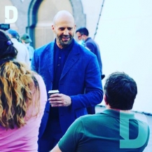 بالصور.. نجم أفلام الحركة جيسون ستيثام يصور أحدث أفلامه في قطر