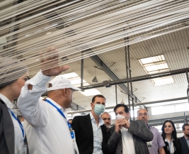 الرئيس الأسد في زيارة لمدينة حسياء الصناعية في حمص