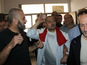  الفنانون السوريون أثناء تصويتهم لمرشحهم بشار الأسد