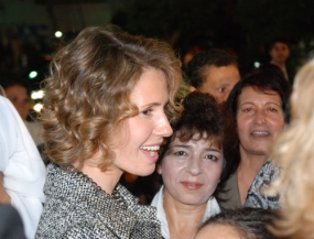 السيدة أسماء الأسد تكرم 88 متحررة من الأمية وتعلن طرطوس رابع محافظة خالية من الأمية