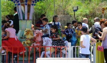 أجواء عيد الفطر في سوريا