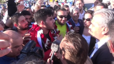 استقبال رسمي وجماهيري غفير لنسور قاسيون