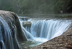 أجمل عشر شلالات في اليابان