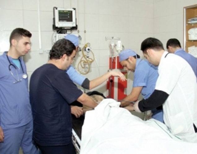 جنود يعملون بصمت الملائكة وصبر القديسين.. المسعفون العسكريون.. تضحيات كبيرة وذكريات مؤلمة