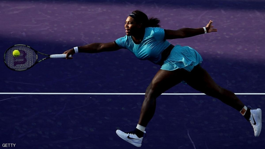 سيرينا تهزم دياز وتمضي نحو لقب بطولة ميامي