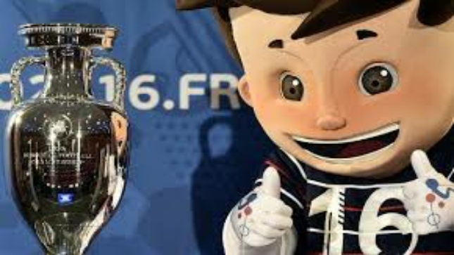 دمية جنسية تحرج الاتحاد الأوروبي في بطولة كأس أوروبا  