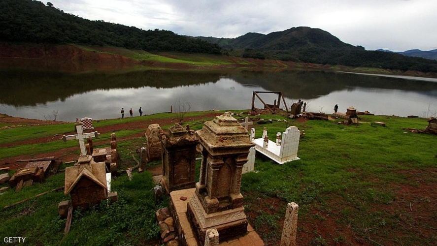 عودة بلدة فنزويلية للظهور بعد غرقها 