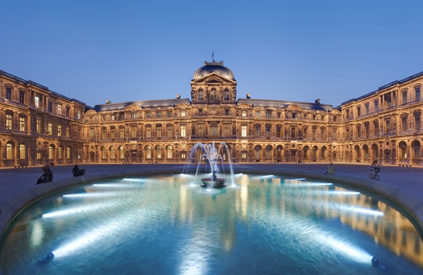 افتتاح قاعات جديدة في متحف اللوفر في فرنسا  