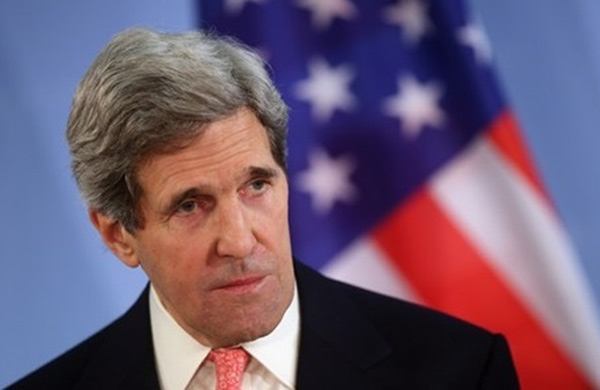 كيري يشارك في البرنامج الثقافي 