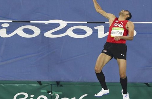 غزال لم يخيب الآمال.. ويتأهل لنهائيات الوثب العالي في ريو 2016