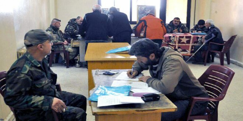 محافظ حمص.. خروج الدفعة الثانية من مسلحي حي الوعر ستتم خلال يومين