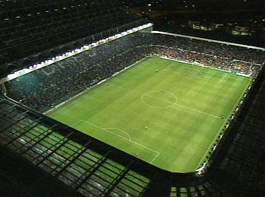 قرارا يحدد شروط إنشاء الملاعب الرياضية الخاصة