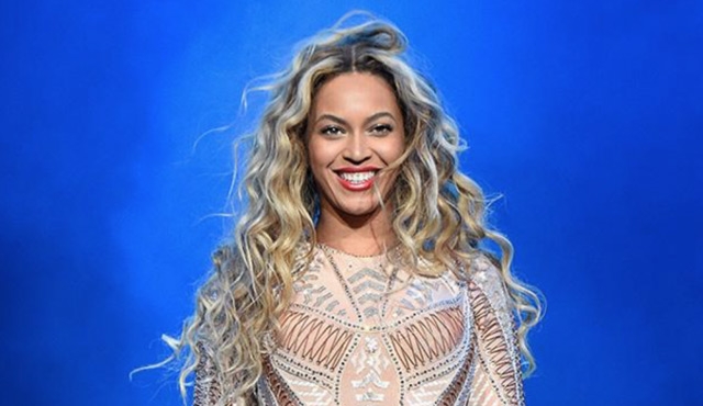  بيونسيه تعود للساحة الفنية بقوة بفضل ضحايا الأعاصير