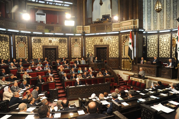 خدمات اساسية وفرص عمل جديدة في موازنة 2018.. راتب ثلاثة أشهر يحتاجها المواطن للتدفئة