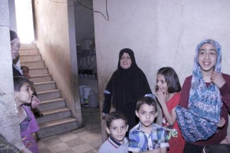 تعديل عقود التأمين على الحياة ودراسة فصله عن التأمين الصحي.. هجرها سيّاحها فأصبحت مأوى للمهجرين!