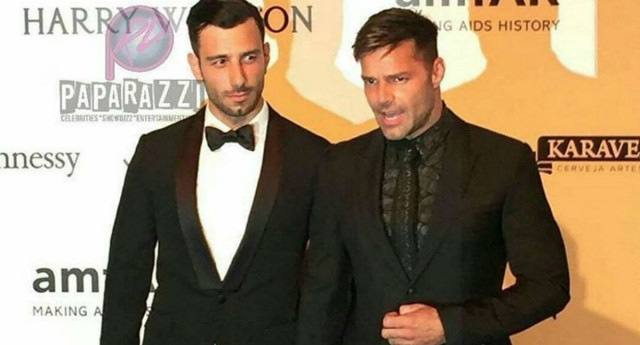  ريكي مارتن يعلن زواجه رسمياً من حبيبه السوري الأصل