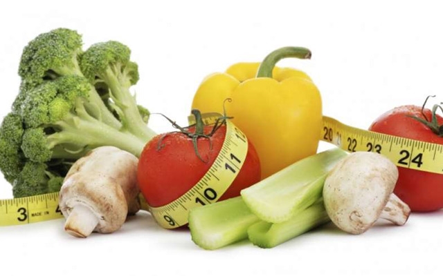 خبراء يوصون بهذه الأطعمة للتخلص من السمنة