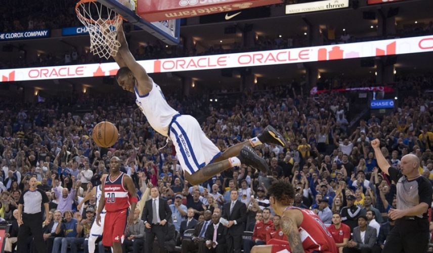 غولدن ستايت يحقق فوزاً صعباً على تورونتو في الدوري الاميركي للمحترفين