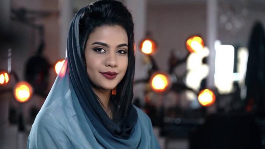 إعلامية سودانية ترد على عرض «خيالي» للزواج برجل أعمال سعودي!؟