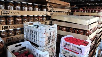 حجز أكثر من 34 طناً من المواد المخالفة للمواصفات في ريف دمشق