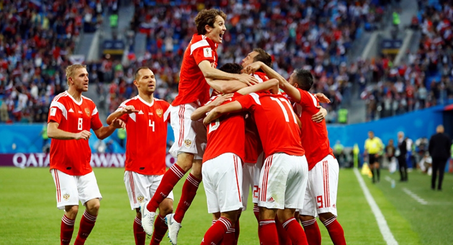 مصر تودع المونديال بخسارة قاسية أمام روسيا