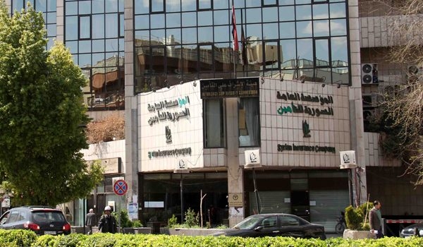 التأمين الصحي لم يـرضِ أحداً.. تجميد 120 بطاقة تأمين وتـوقيف 26 طبيباً وصيدلانياً!