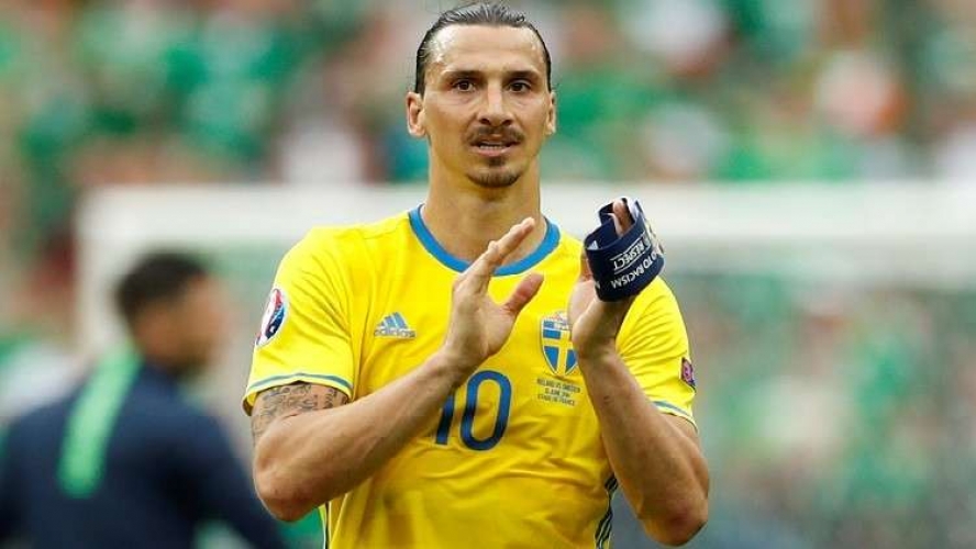 رسالة من إبراهيموفيتش للاعبي السويد بعد الخسارة أمام إنكلترا!