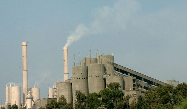 مجموعة مشاريع للطاقات المتجددة: تركيب 5136 جهاز إنارة وضخ مياه الآبار بالطاقة الشمسية 