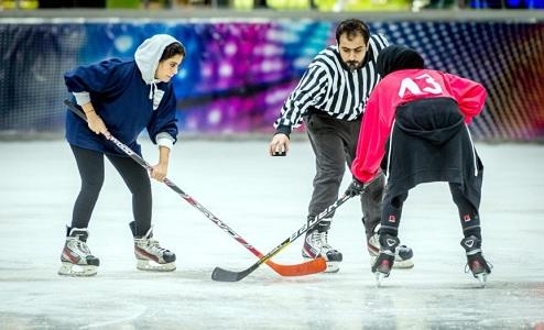 تشكيل أول فريق نسائي سعودي لهوكي الجليد