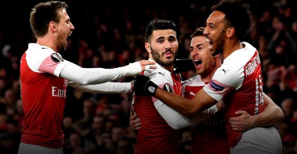  أرسنال يتأهل إلى نصف نهائي الدوري الأوروبي     