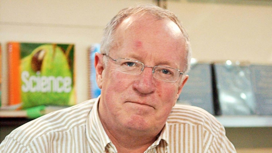 روبرت فيسك يعلق على كيماوي دوما و فضيحة منظمة حضر السلاح الكيماوي