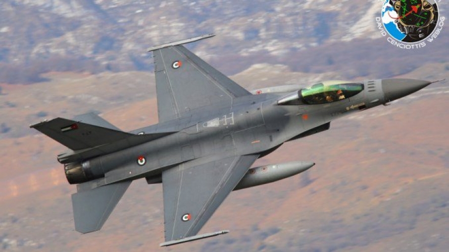 بالفيديو: ما الشيء الذي سقط في قبرص بعد غارات العدوان الاسرائيلي على سورية ليلا؟