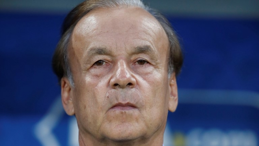 مدرب منتخب نيجيريا: درس مدغشقر علمنا الكثير  