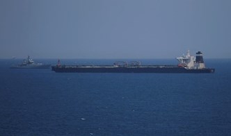 عناوينهم وتفاصيلنا                    بقلم: بنت الارض   