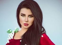 جيني إسبر تخضع لعمل جراحي لاستئصال ورم حميد