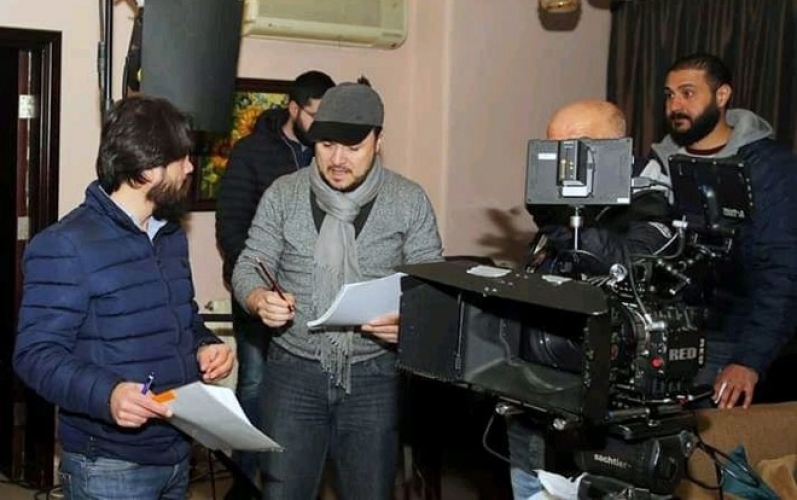 سبع وسبعون فاصلة..   