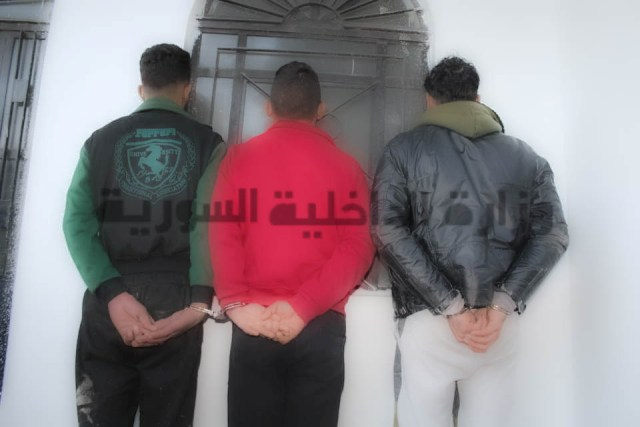 في الغزلانية.. شاب يسرق 