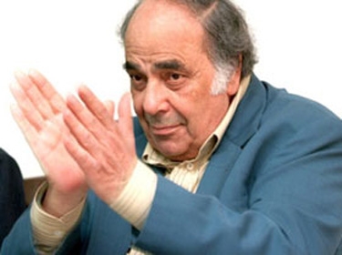 عائلة منصور الرحباني تحيي سورية في الذكرى الثانية لرحيله