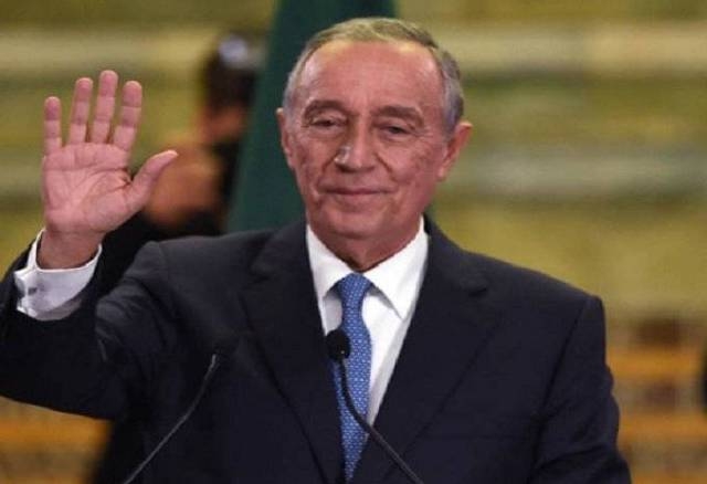 ليكون قدوةً.. الرئيس البرتغالي 