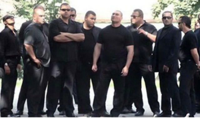 الدولة تغيب والمافيا الإيطالية توزّع المساعدات على الفقراء!