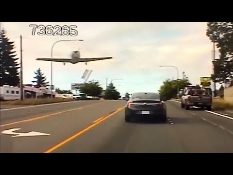 شاهد..هبوط اضطراري ناجح لطائرة صغيرة على طريق سريع في كندا ؟! 