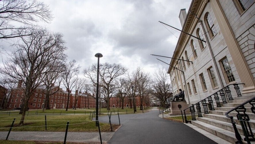 بعد نحو عشرين عاماً .. جامعة كامبريدج تعلن سرقة دفتري ملاحظات لـ داروين