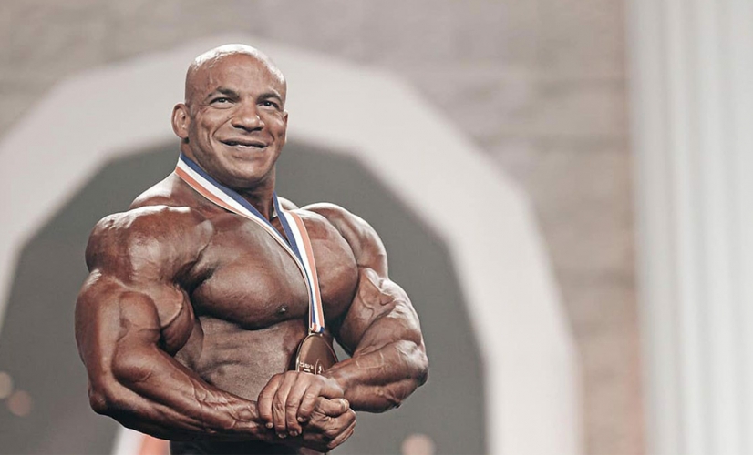  المصري بيغ رامي بطل كمال الأجسام يتوج بلقب 