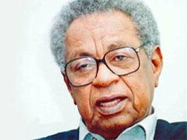 مثقفون عرب يحتفون بأدب الطيب صالح قبل اعلان جائزته العالمية للابداع