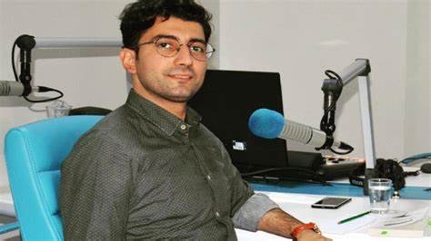 الأناضول تطرد صحفي لطرحه سؤالاً محرجاً حول فضيحة ارتباط المافيا بوزير داخلية النظام التركي