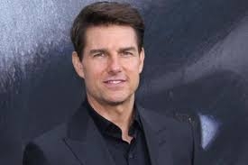 توم كروز يتعرض للسرقة أثناء تصوير 